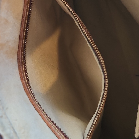 LOUIS VUITTON Monogram Looping GM Bag 2002 - Picture 15 of 17